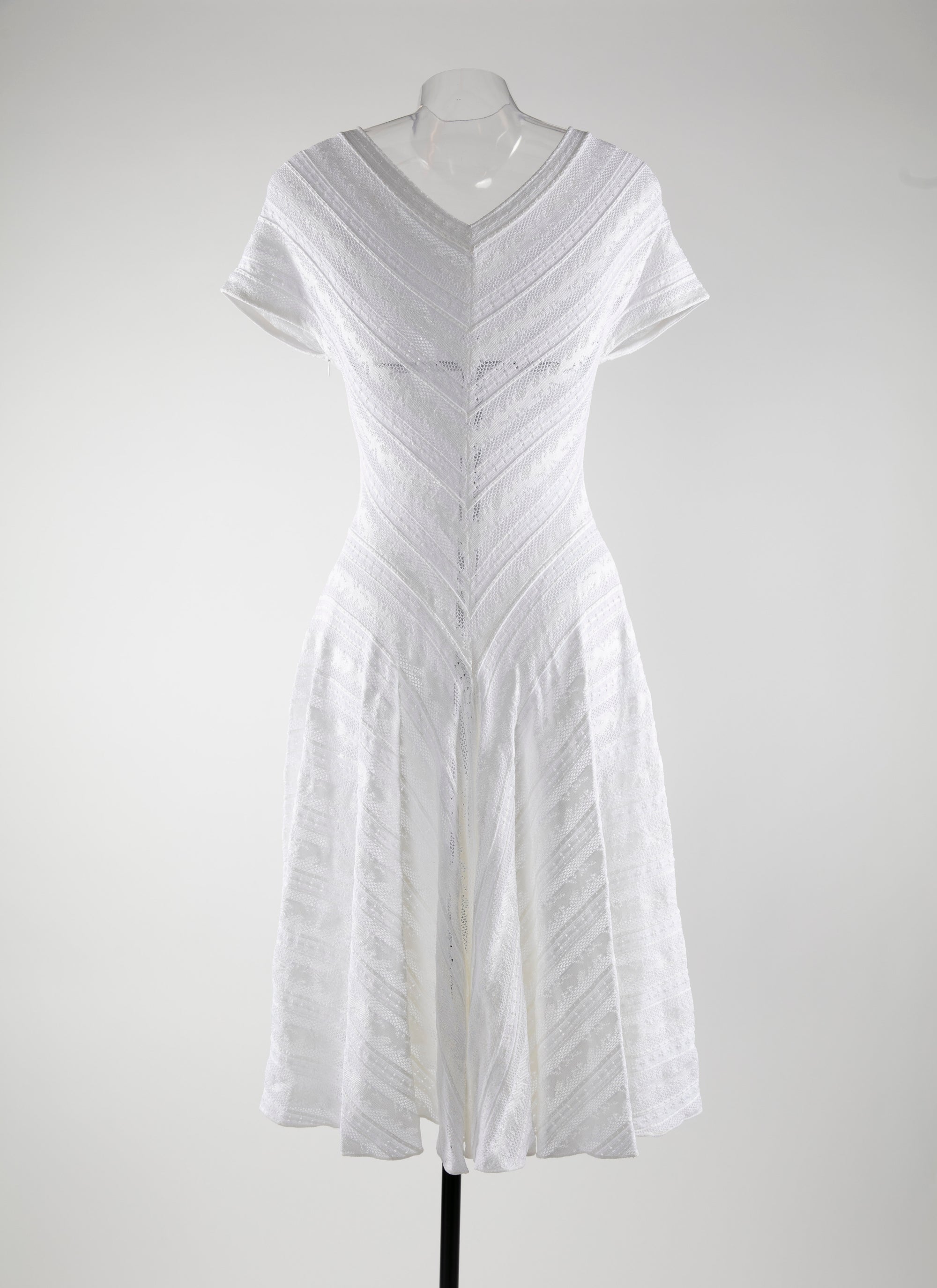 V-neck lace dress - White