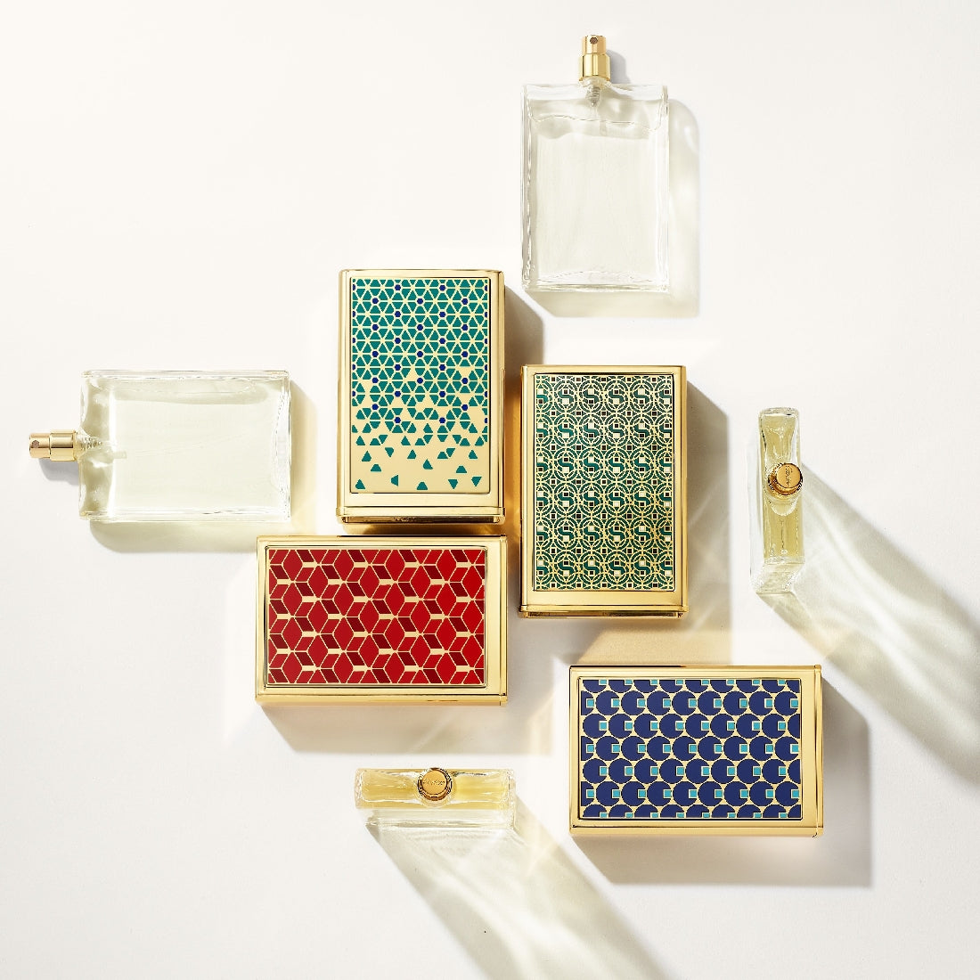 Coffret de Parfums Les Nécessaires de Cartier Boîtier Pixel et Parfum La Panthère 30ml