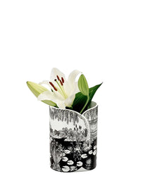 Garden of Dioscuri vase