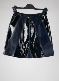 Jupe courte en cuir vernis - Saphir