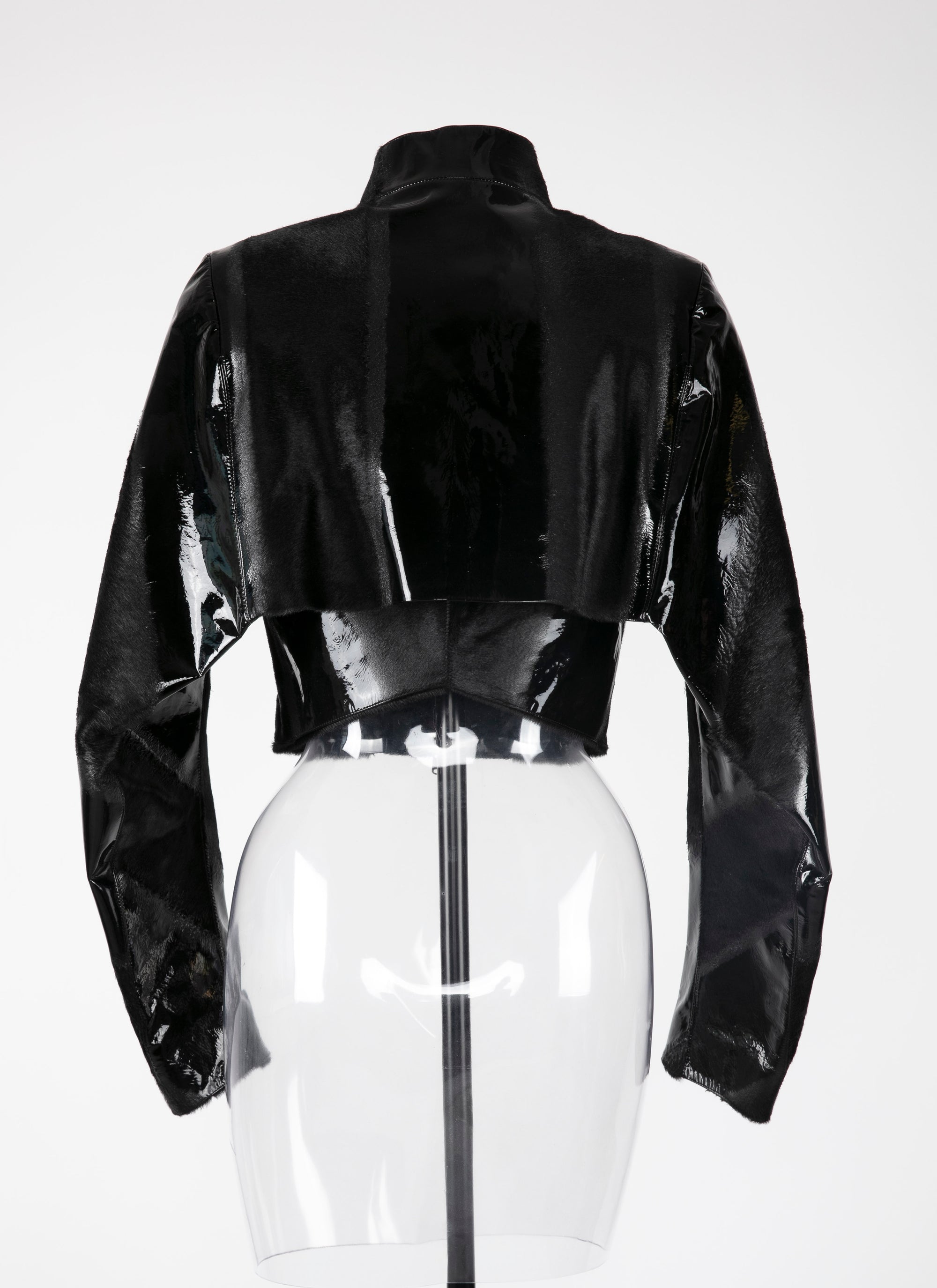 Veste à manches longues en cuir vernis - Noir