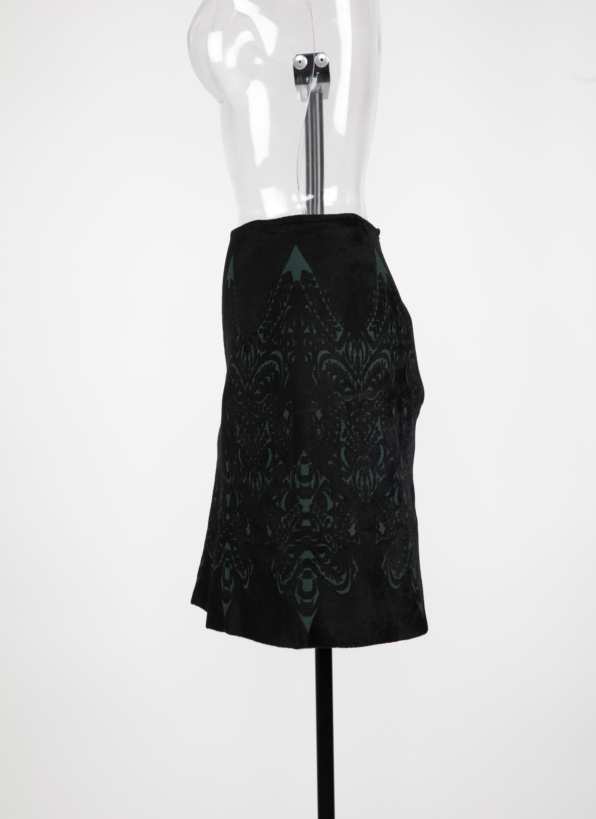 Woolen Tatoo skirt - Black & Green