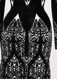 Tatoo long sleeve knitted dress - Black & Forest