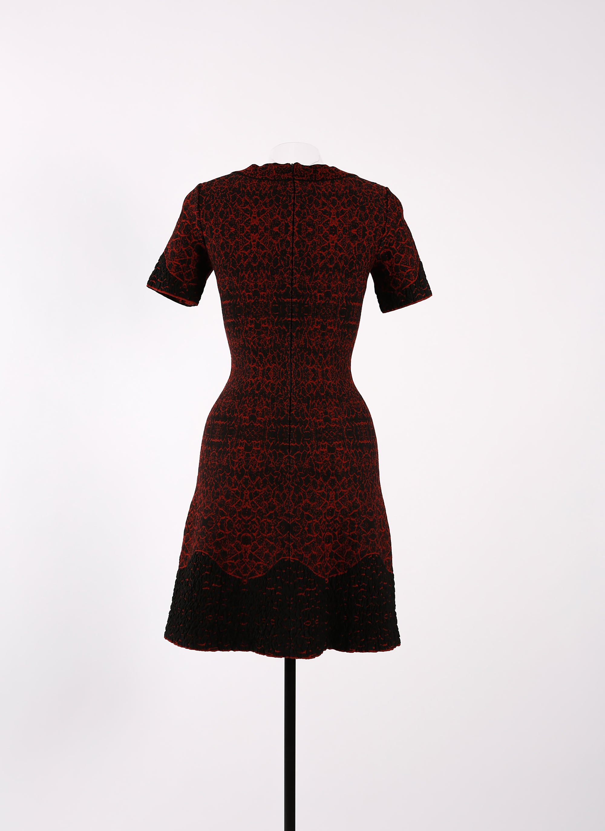 Robe à manches courtes Galatea en maille - Noir & Grenat