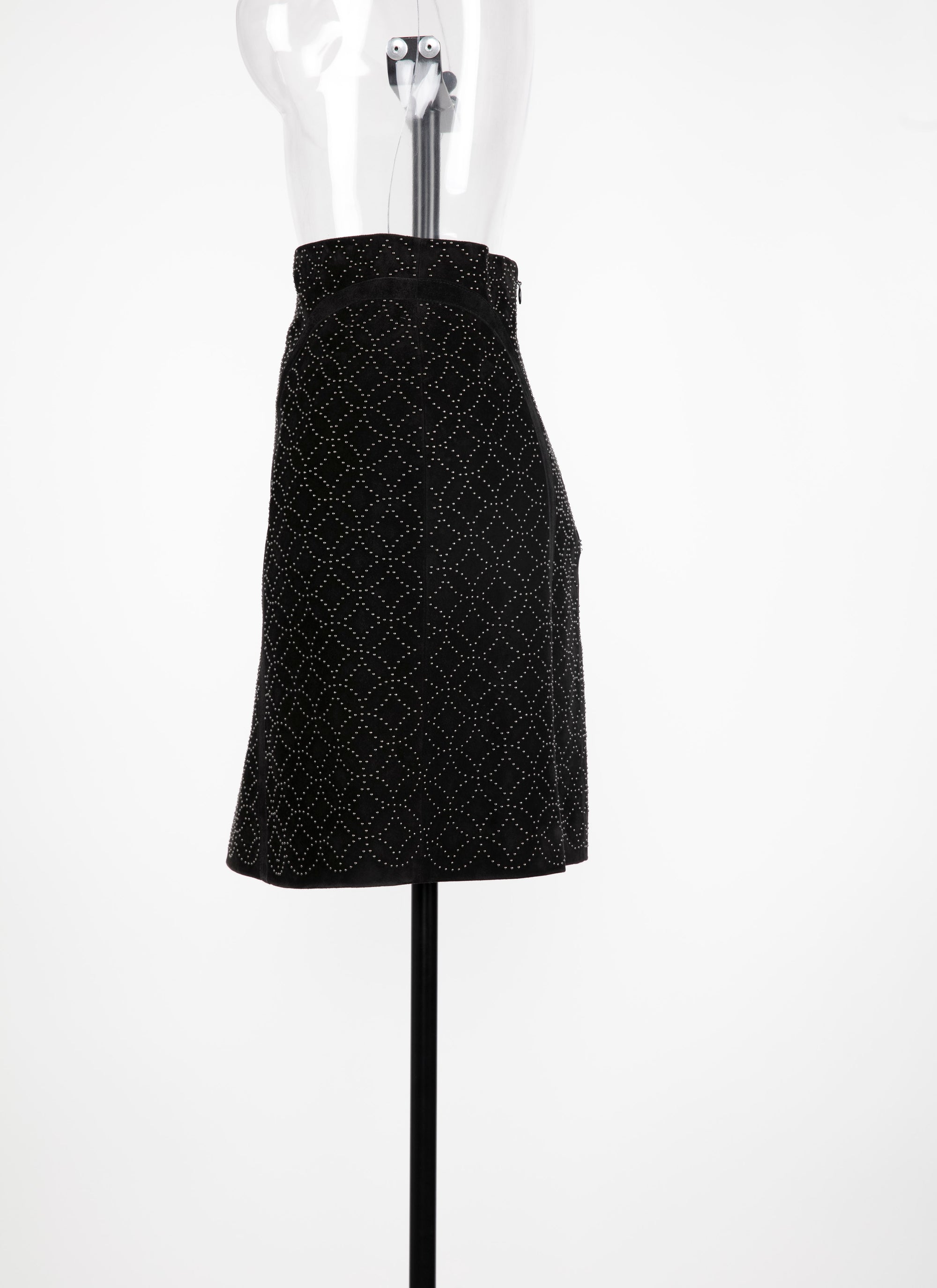 Short skirt in suede leather - Black