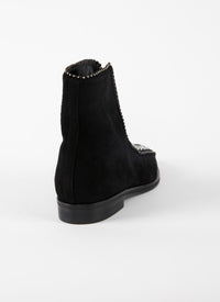 Studded flat boots in leather - Black