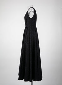 Robe brodée sans manches en laine - Noir & Nuit