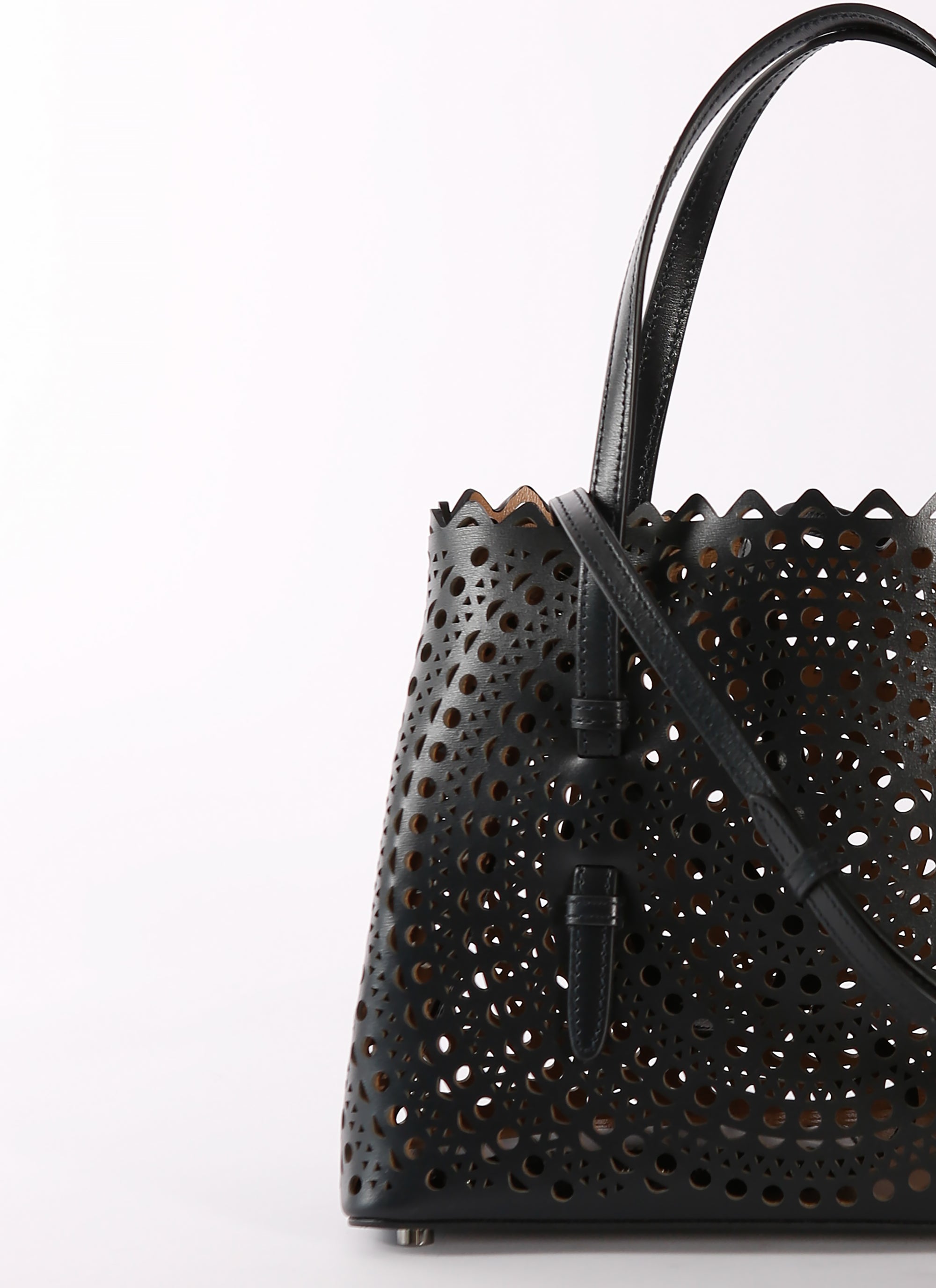 Mina small openwork bag in leather - Night