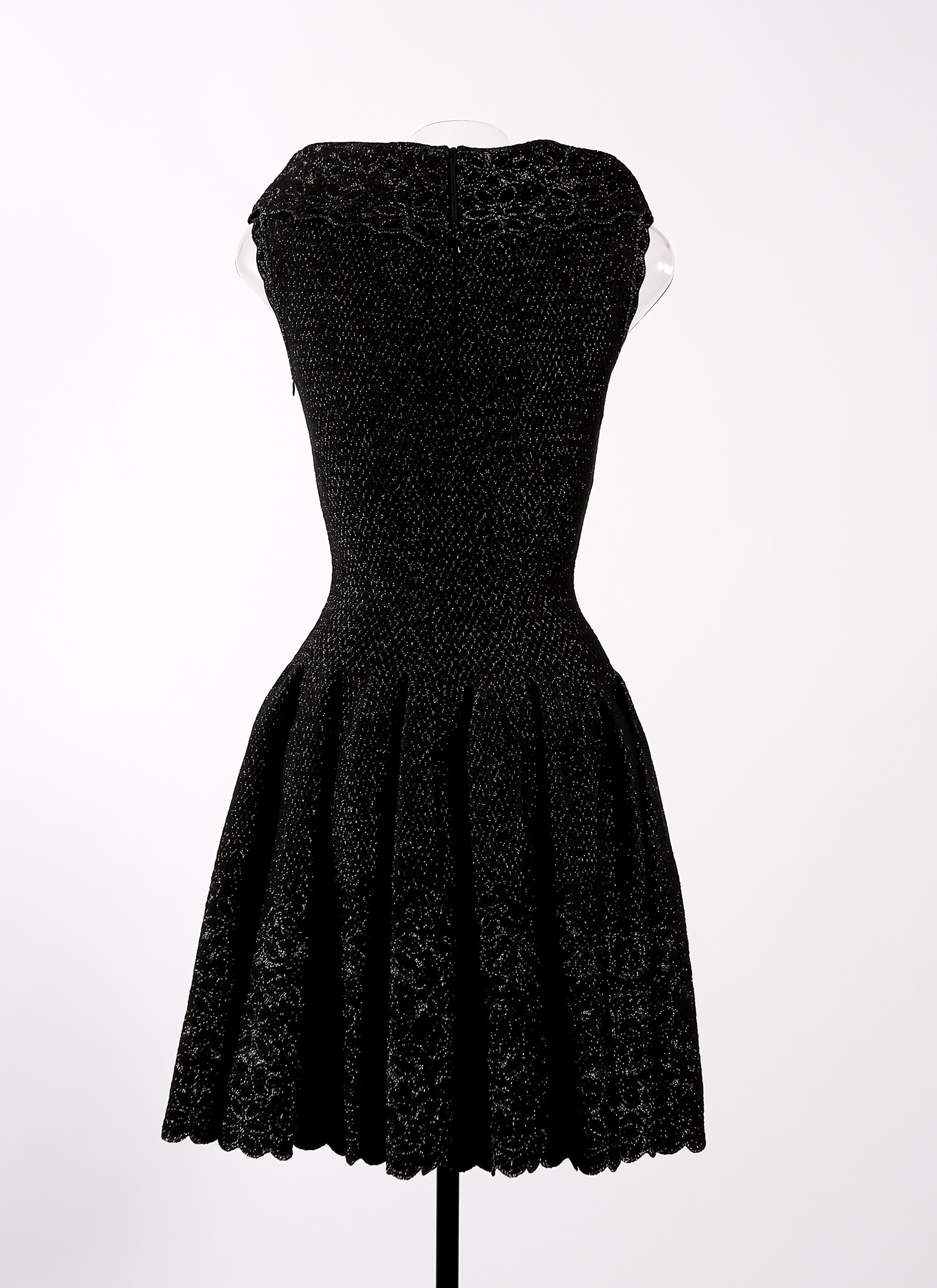 Robe à col fermé sans manches Patio en maille - Noir & Argent