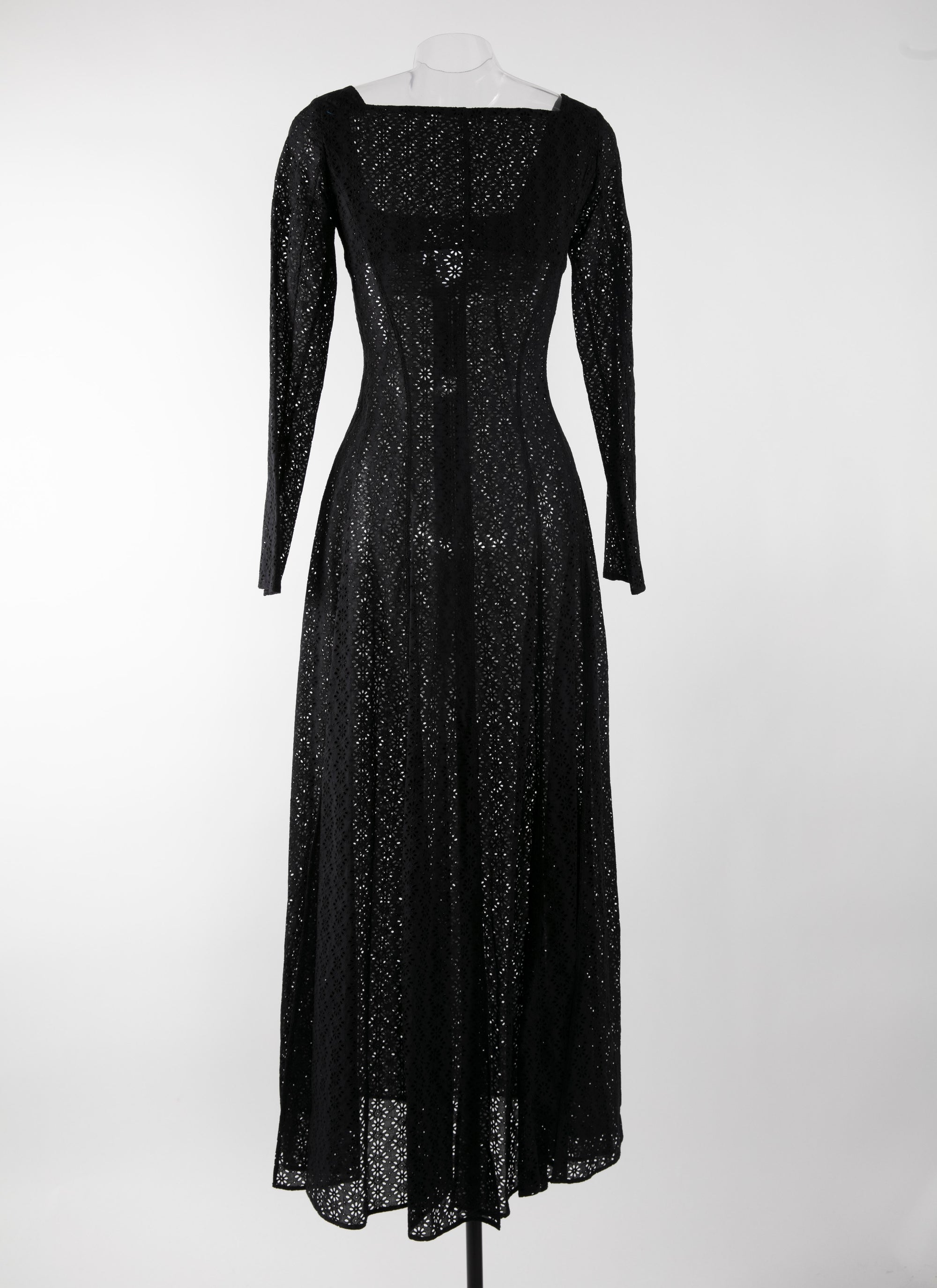 Robe à manches longues brodée - Noir