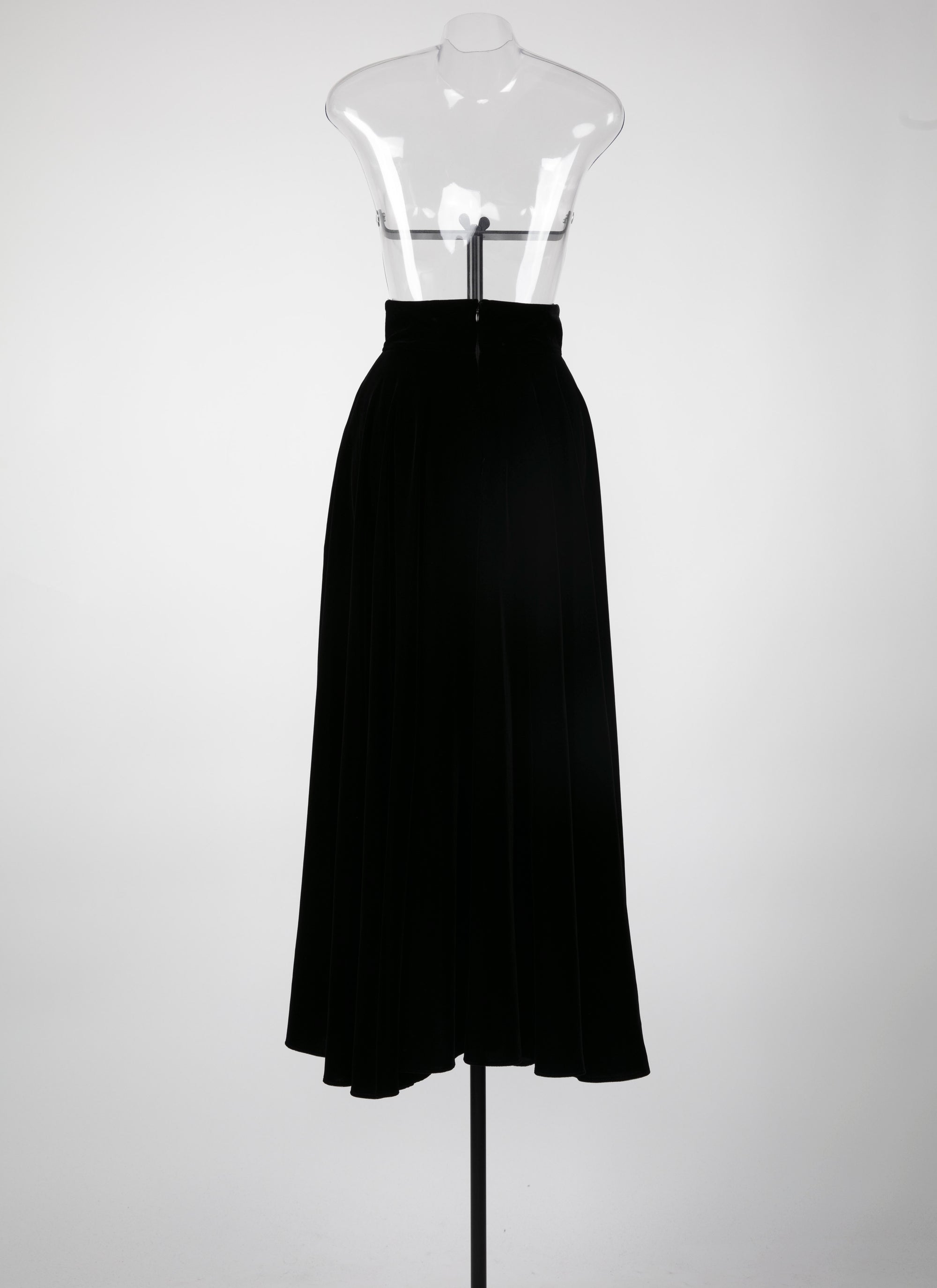 Long skirt in velvet - Black