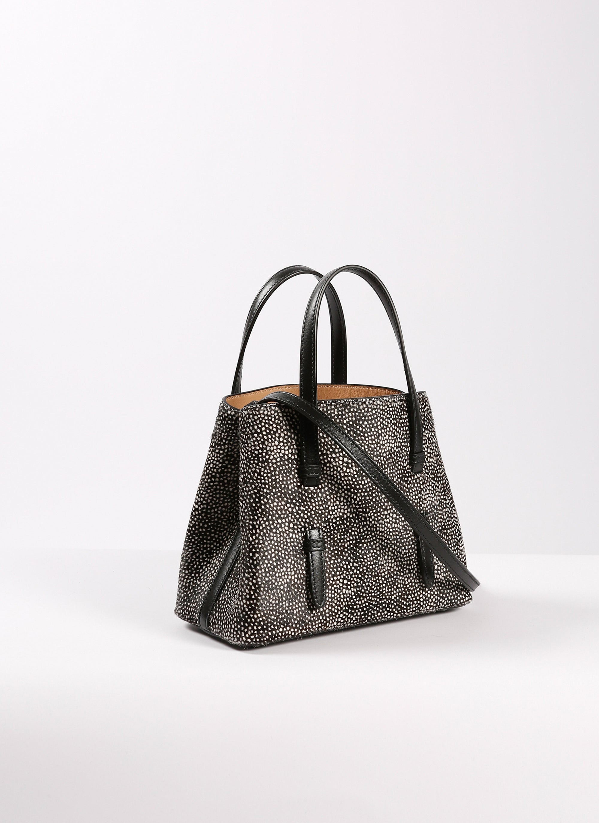 Speckled Mina bag in leather - Black & Beige
