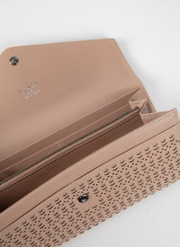 Flap wallet with openwork motif in leather - Sand