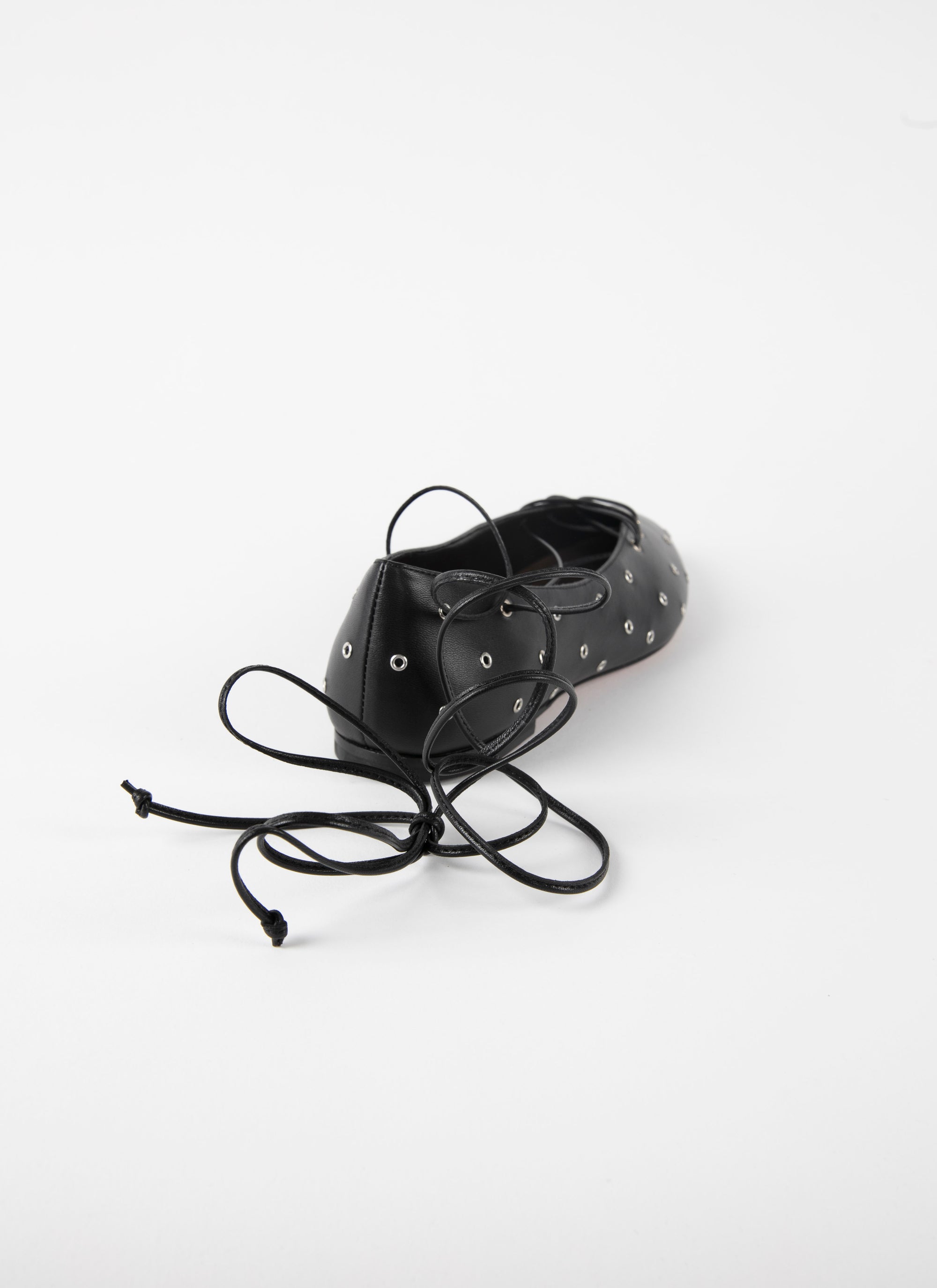 Lace-up ballerinas with leather eyelets - Black