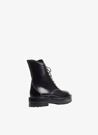 Lace-up eyelet boots in leather - Black