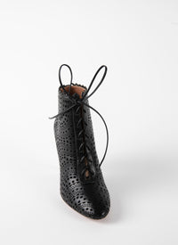 Bottines à talon au motif ajouré en cuir lisse - Noir