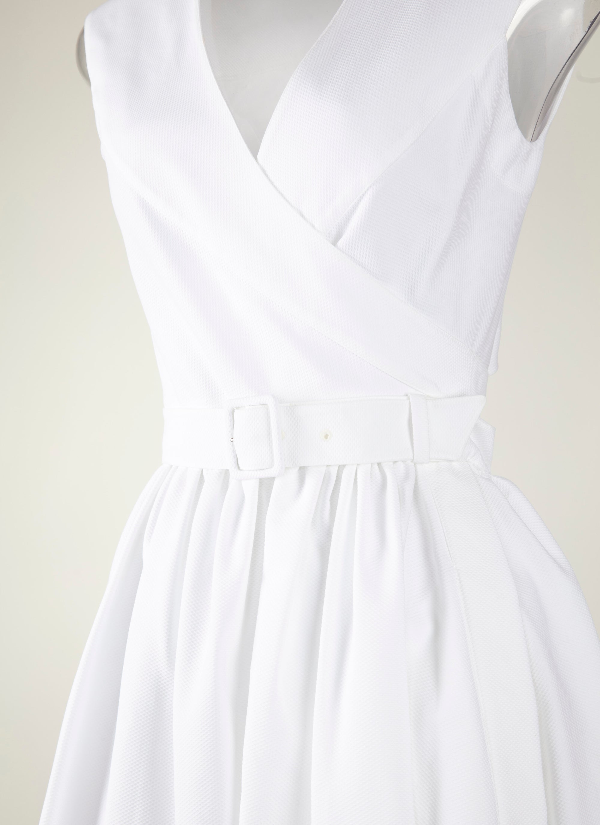 Robe plissée à effet cache-cœur - Blanc