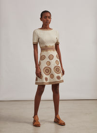 Robe évasée à motif rond en maille - Blanc & Bordeaux