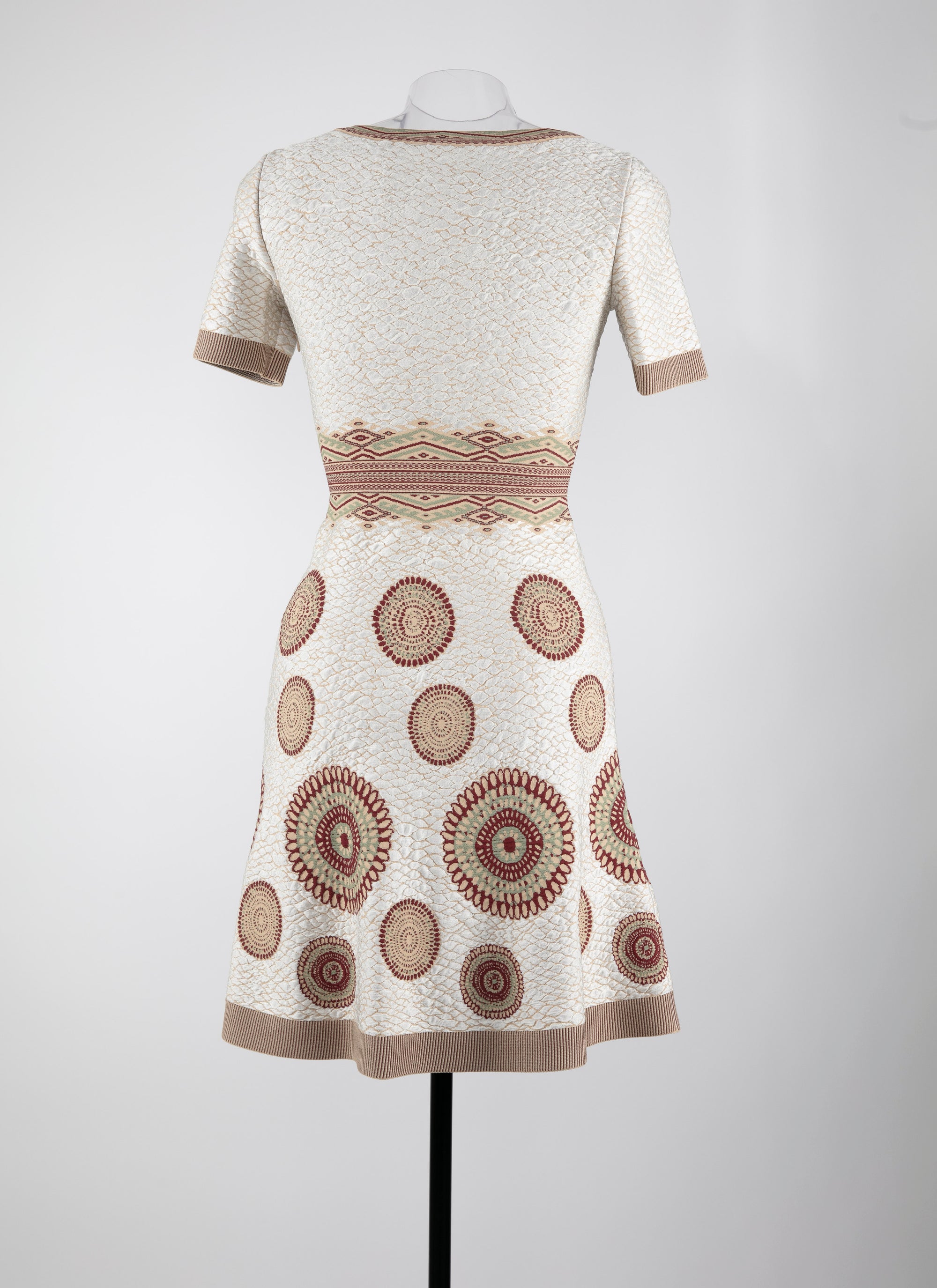 Robe évasée à motif rond en maille - Blanc & Bordeaux