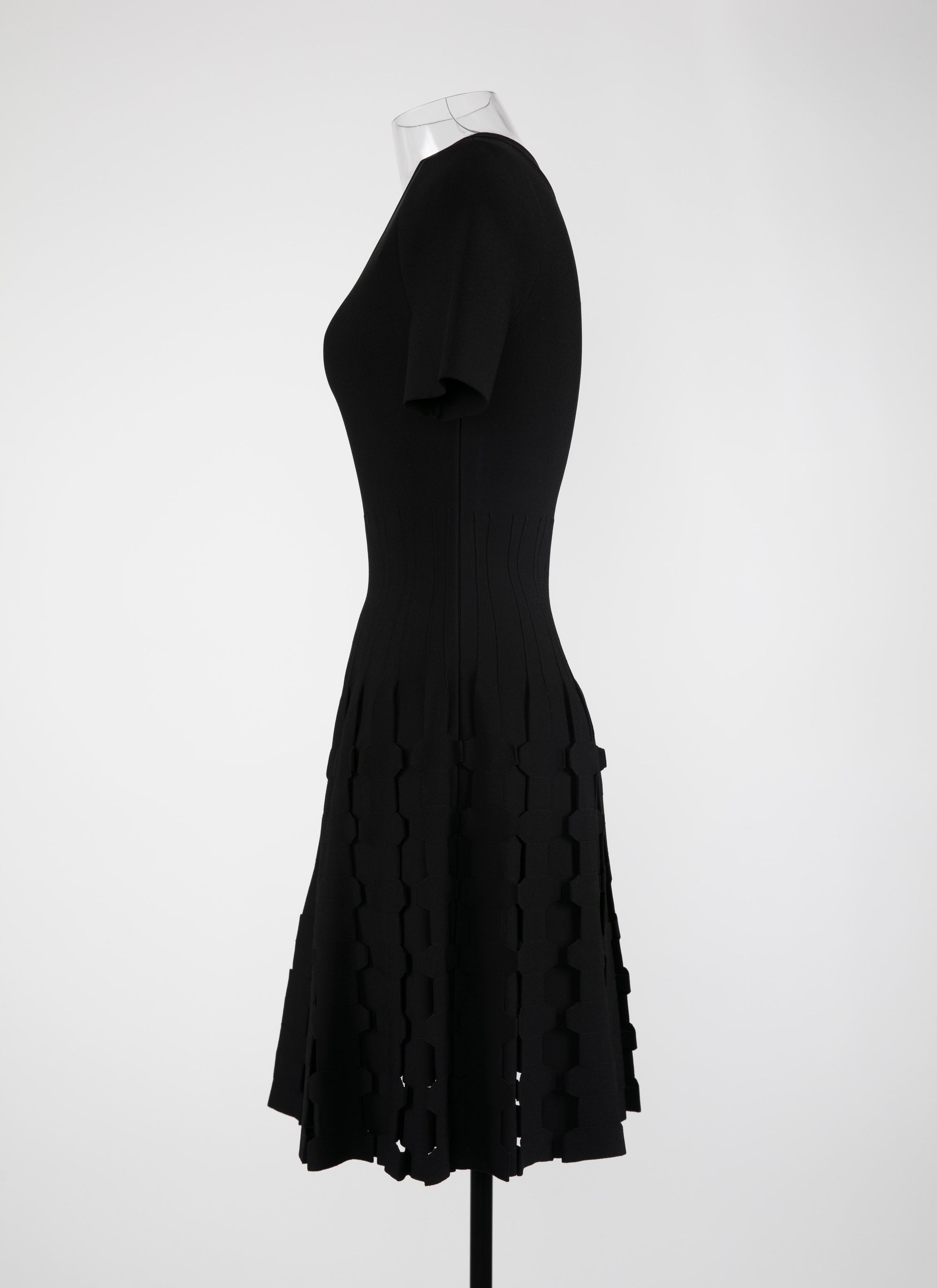 Mini robe à manches courtes en maille - Noir