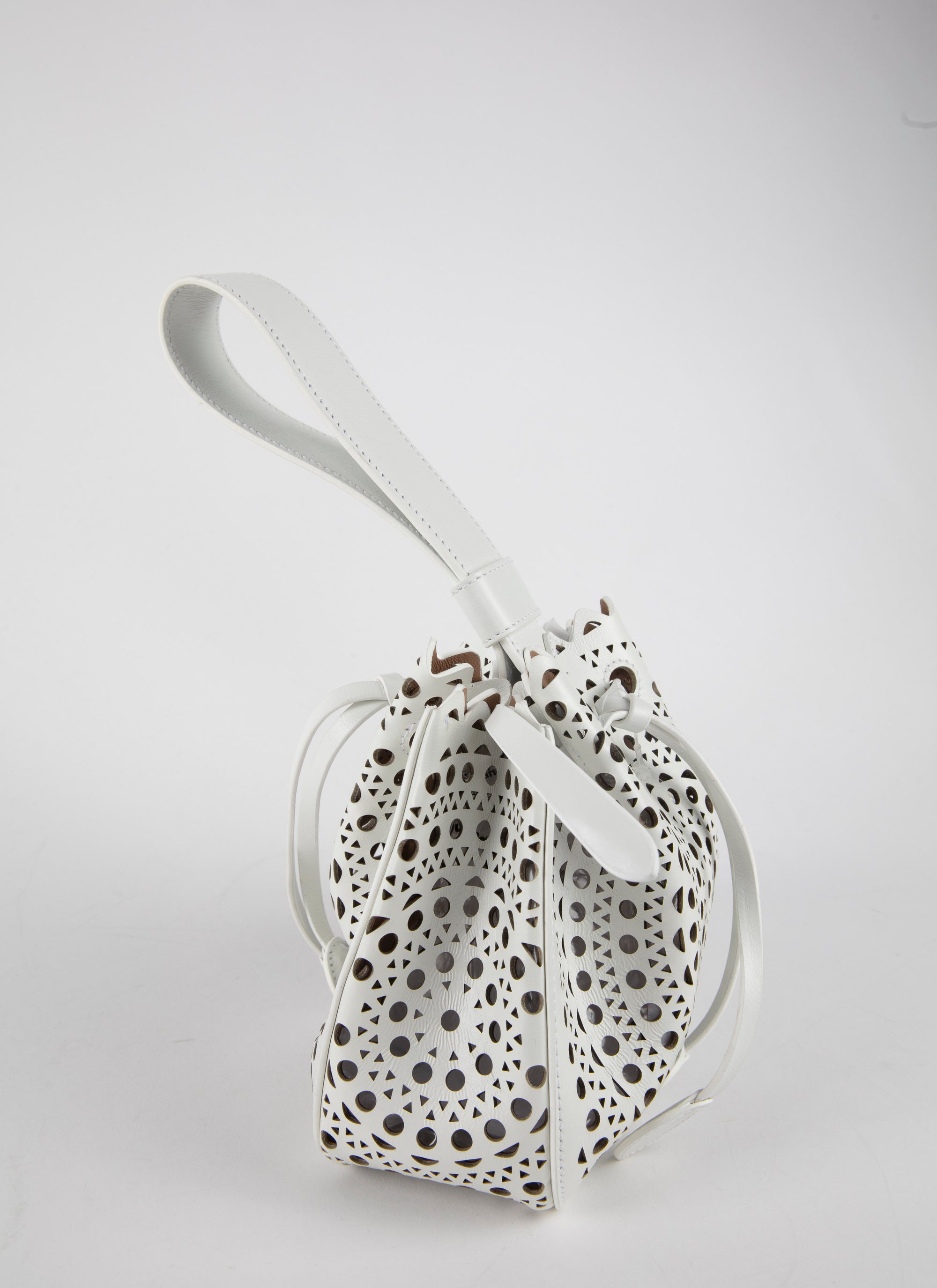 Rose Marie mini openwork bag, in leather - Optic White