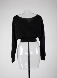 Iconic knitted bat-sleeve jumper - Black