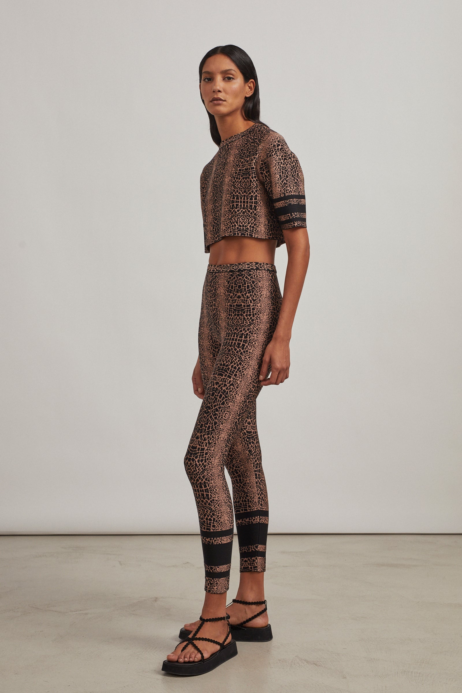 Animal jacquard knit jumper - Black & Flesh